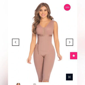 Delie Fajas Knee-Length Shapewear With Bra. Black Size LG. NWT